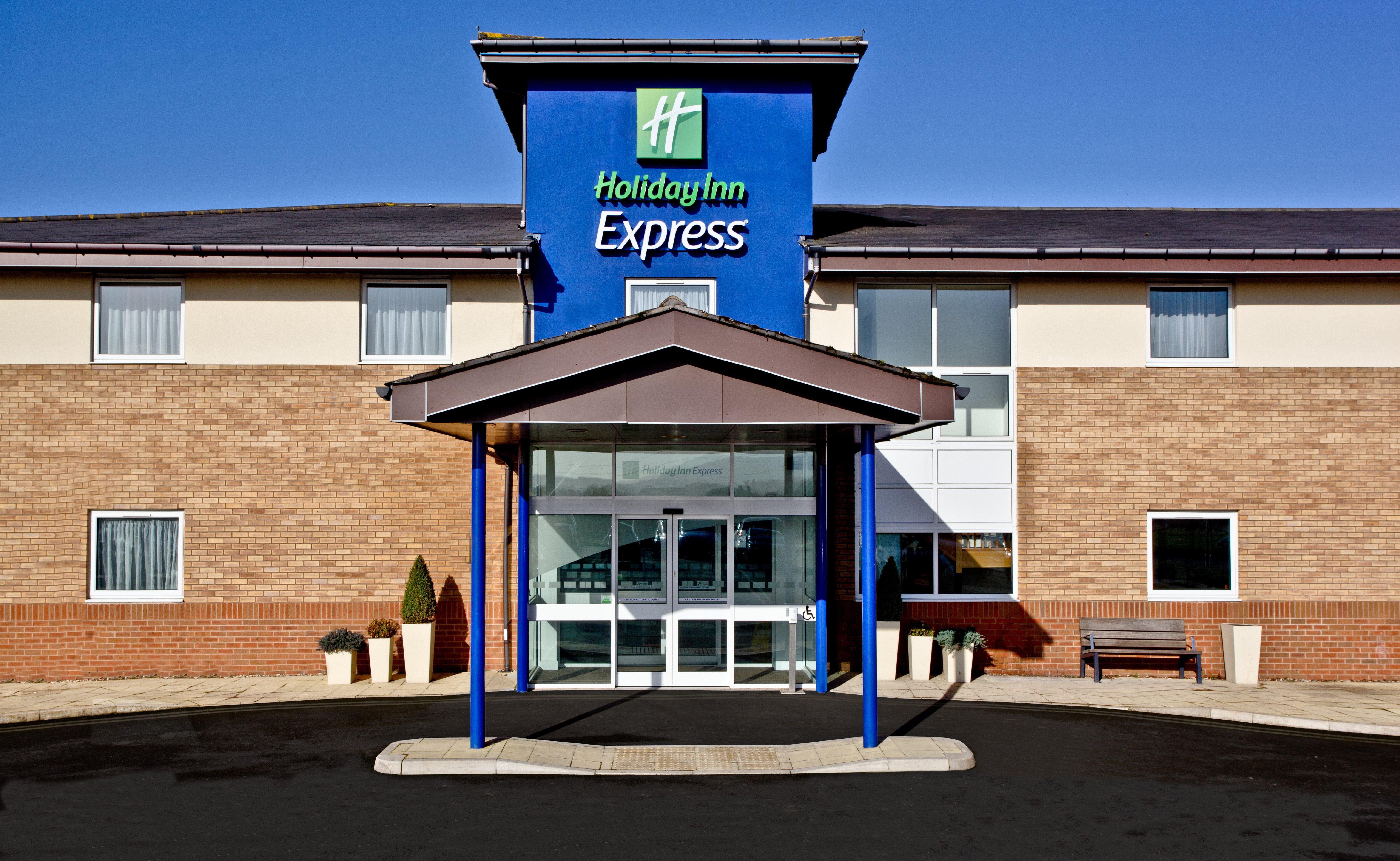 Holiday Inn Express Shrewsbury By Ihg Exterior foto
